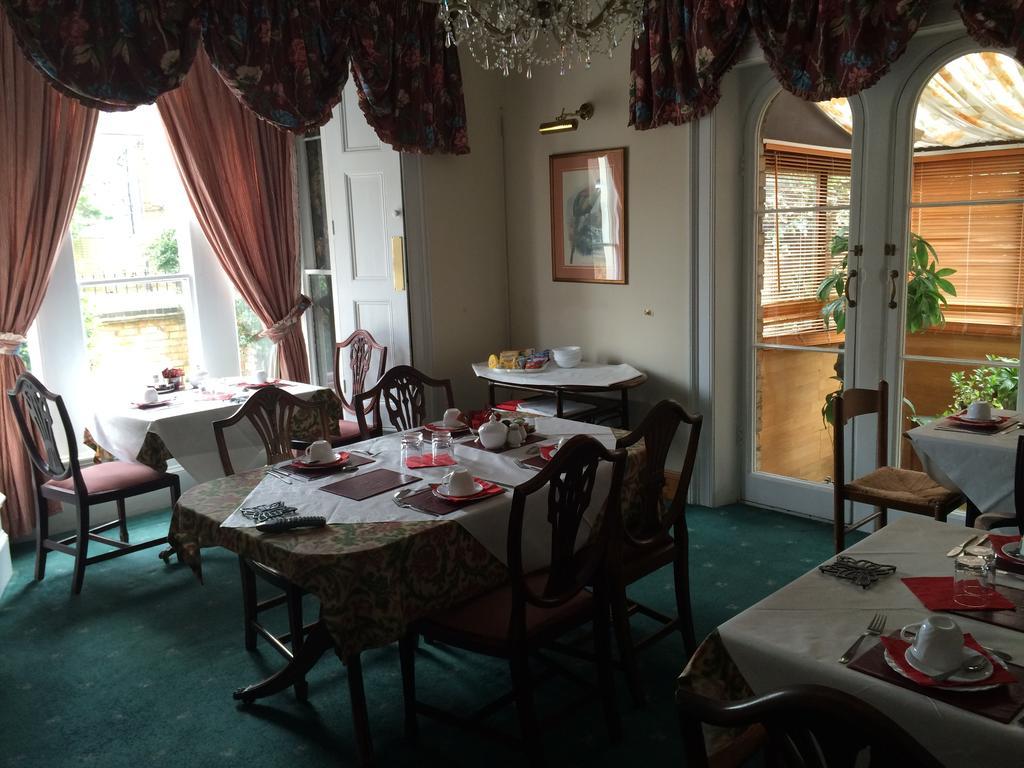 Charlotte House Hotel بيتربرو المظهر الخارجي الصورة