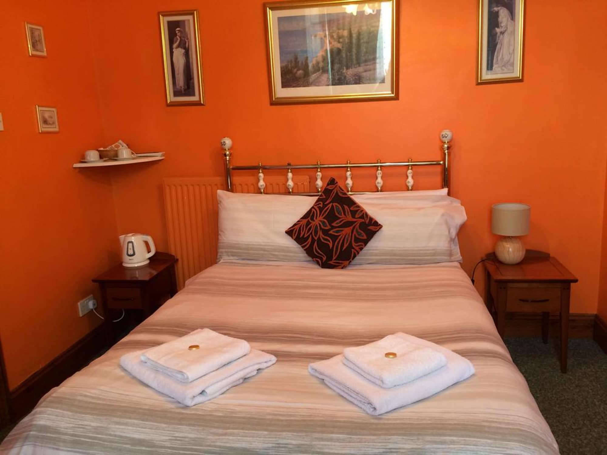 Charlotte House Hotel بيتربرو المظهر الخارجي الصورة